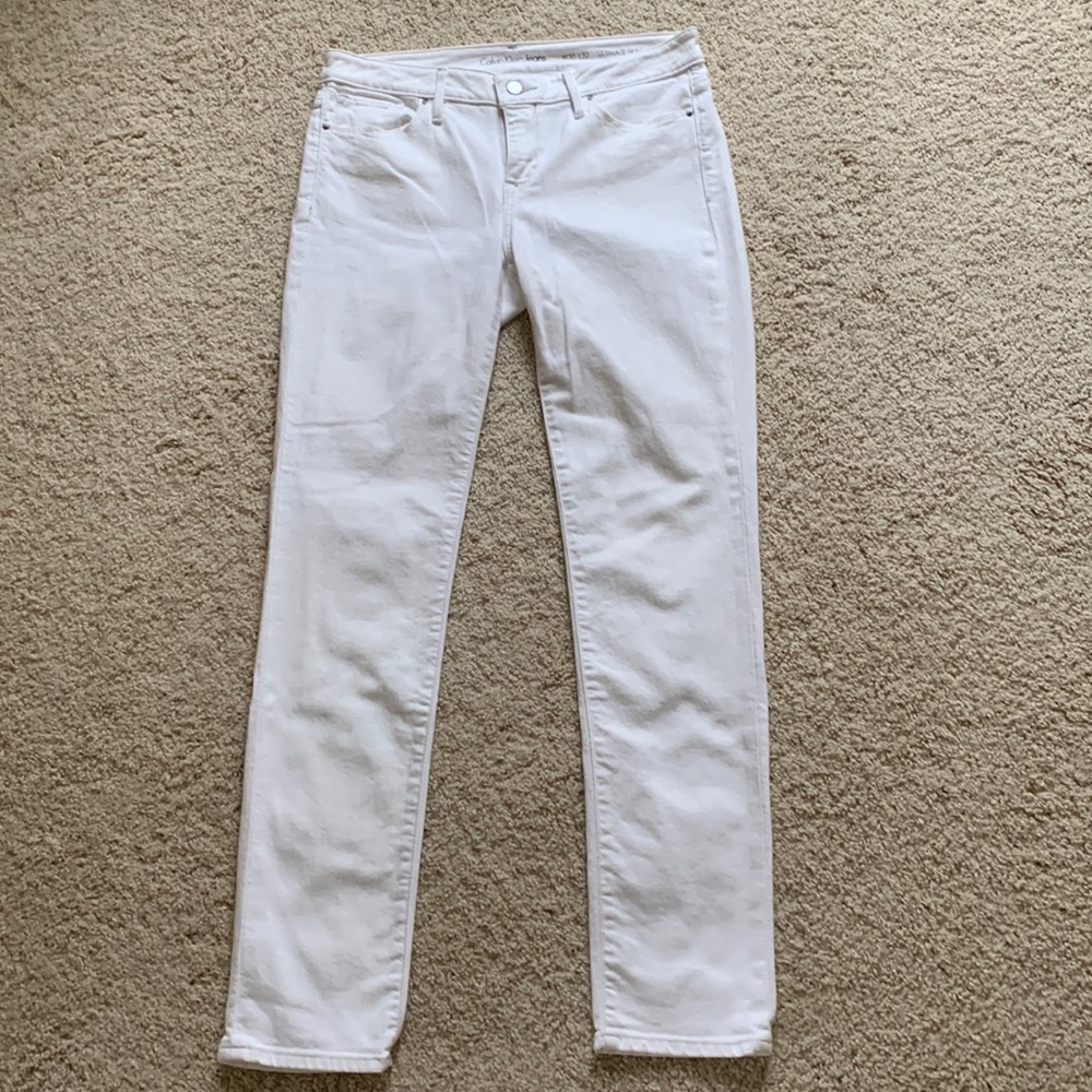 Calvin Klein jeans, white, size W30 L32.